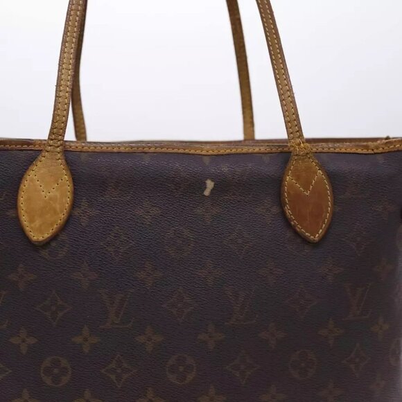 LOUIS VUITTON Monogram Neverfull MM Tote Bag - Picture 2 of 7